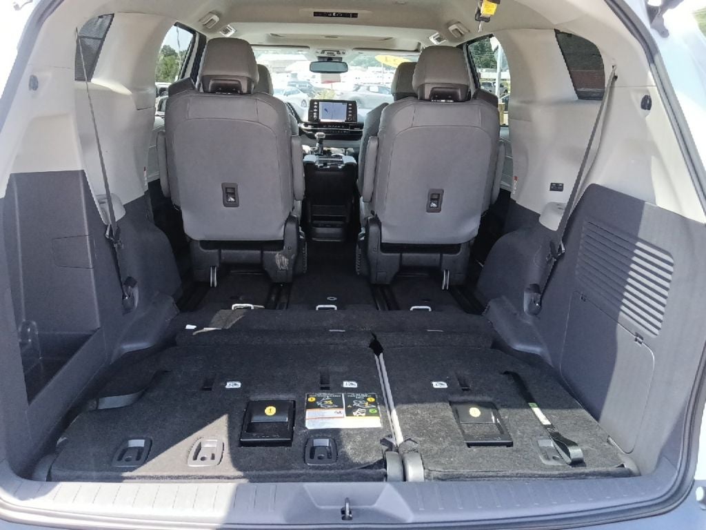 2024 Toyota Sienna Limited 7 Passenger