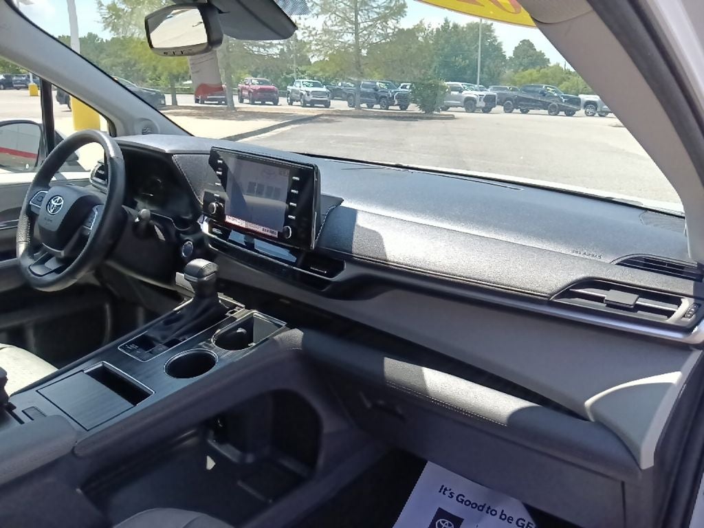 2024 Toyota Sienna Limited 7 Passenger