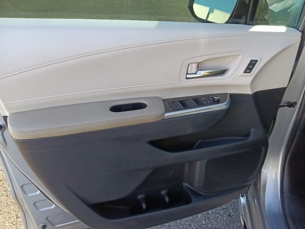 2022 Toyota Sienna Limited 7 Passenger