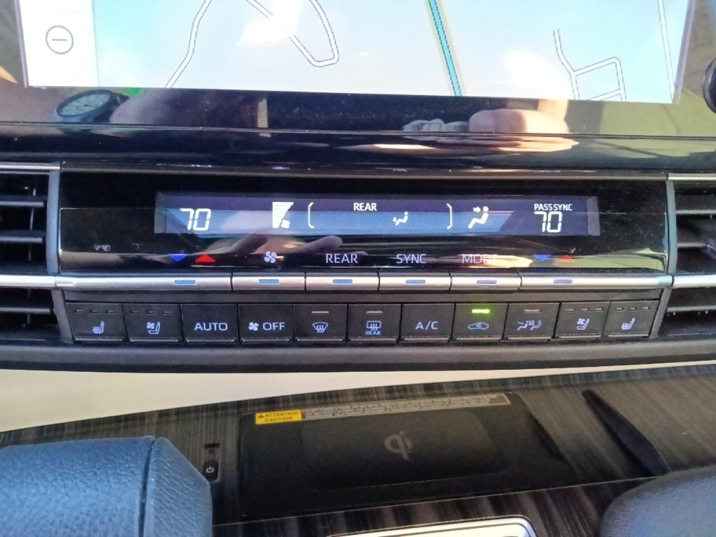 2022 Toyota Sienna Limited 7 Passenger