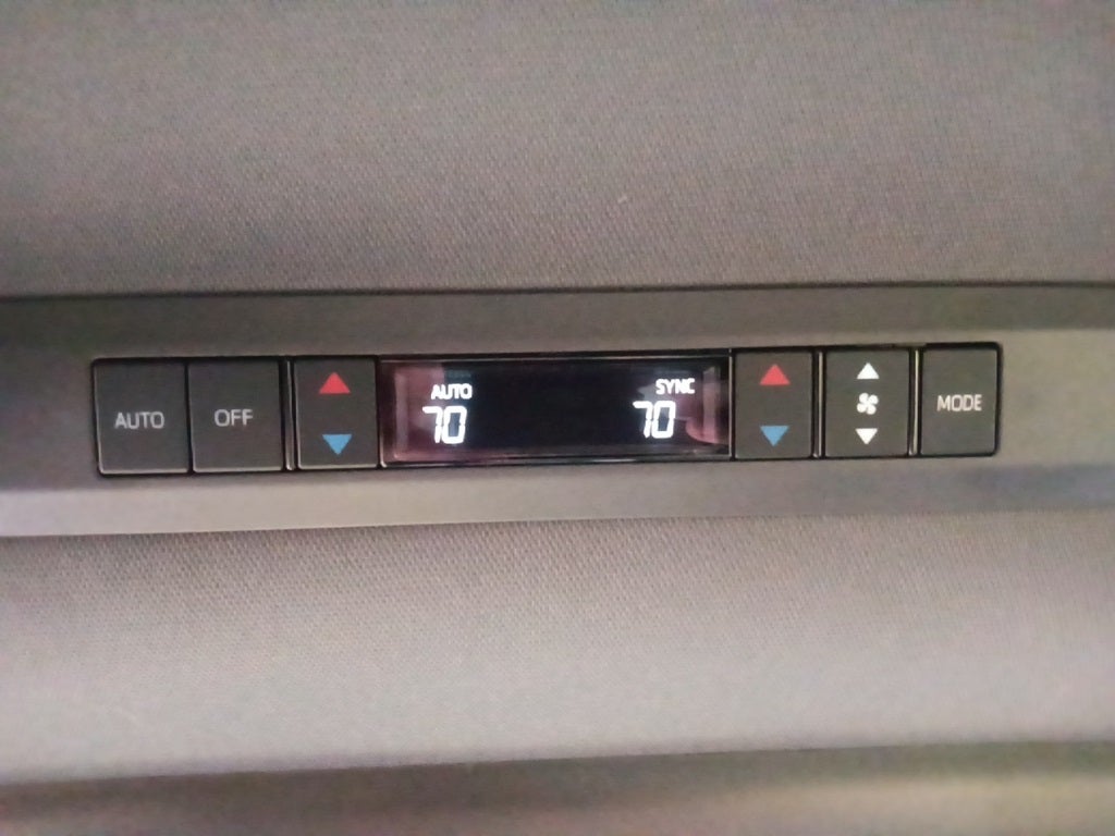 2022 Toyota Sienna Limited 7 Passenger