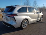 2022 Toyota Sienna Limited 7 Passenger