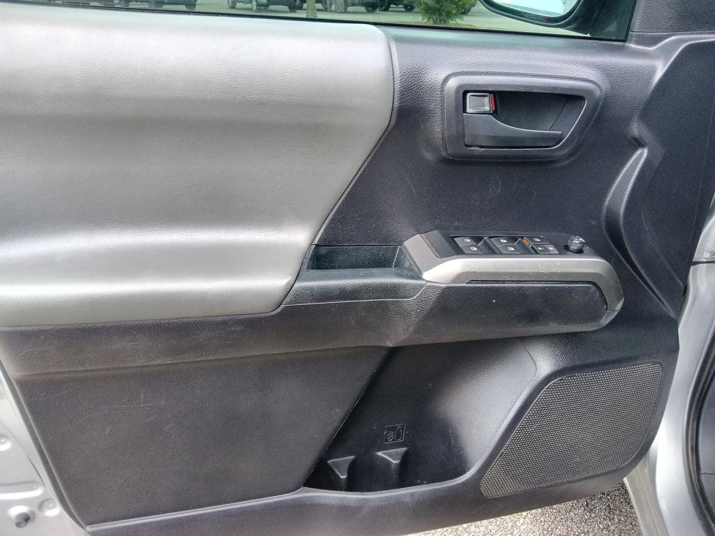 2021 Toyota Tacoma SR5 V6