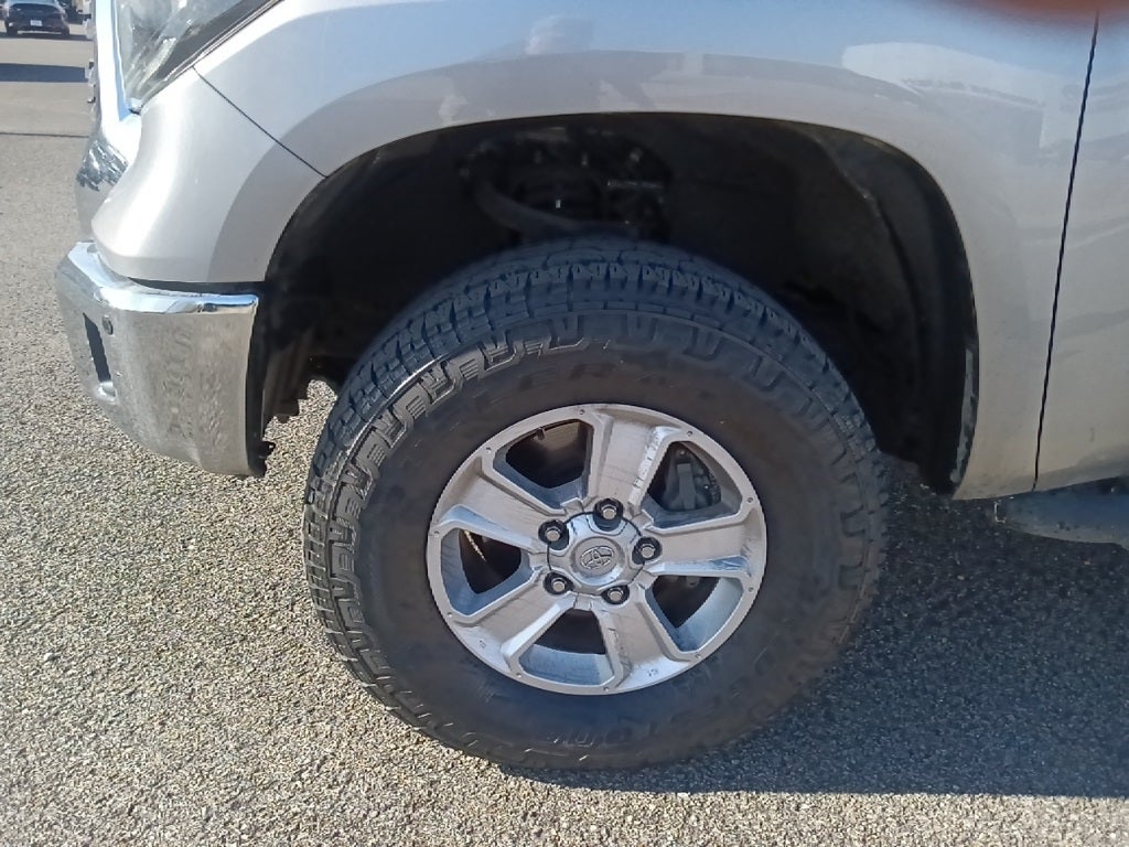 2018 Toyota Tundra SR5