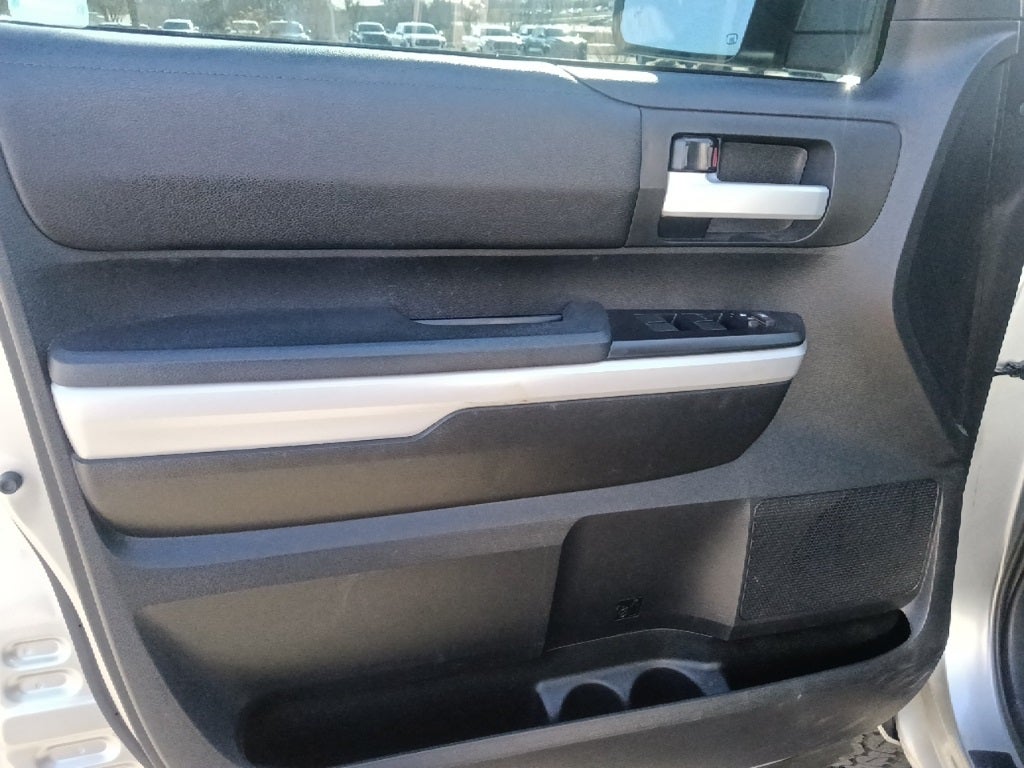 2018 Toyota Tundra SR5