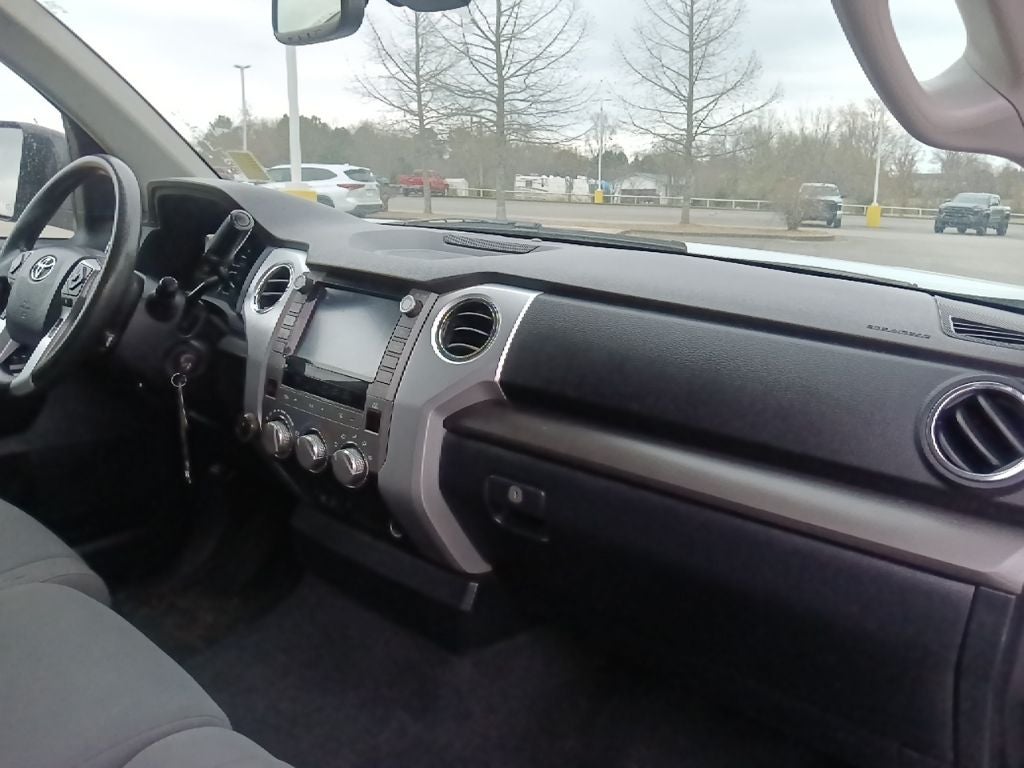 2020 Toyota Tundra SR5