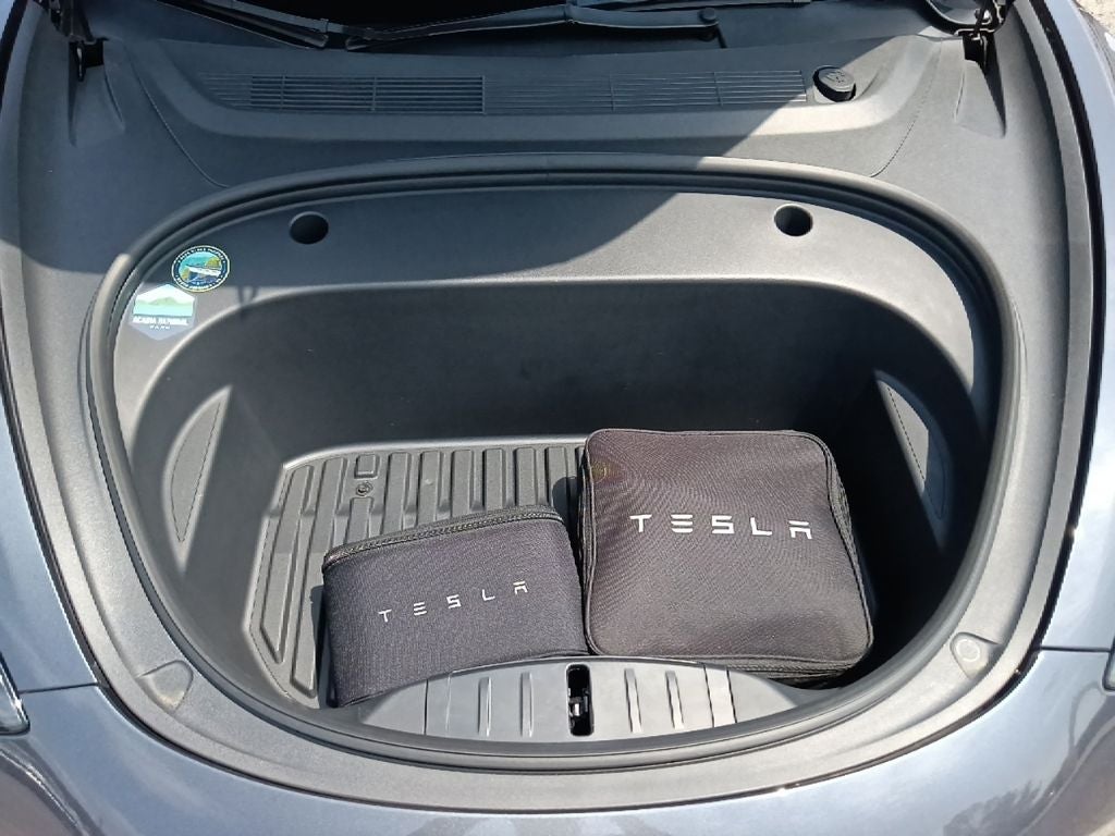 2023 Tesla Model 3 Base