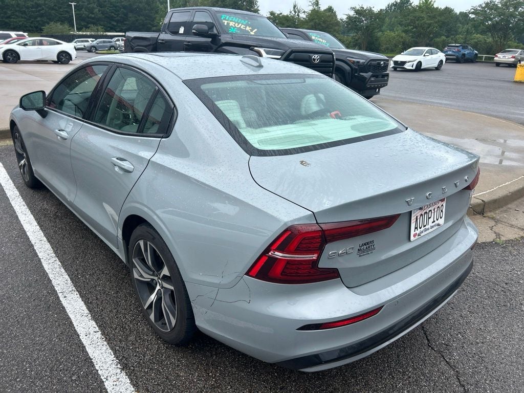 2024 Volvo S60 B5 Core Dark Theme