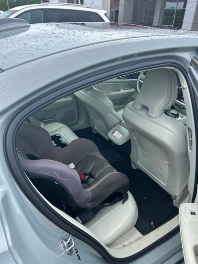 2024 Volvo S60 B5 Core Dark Theme