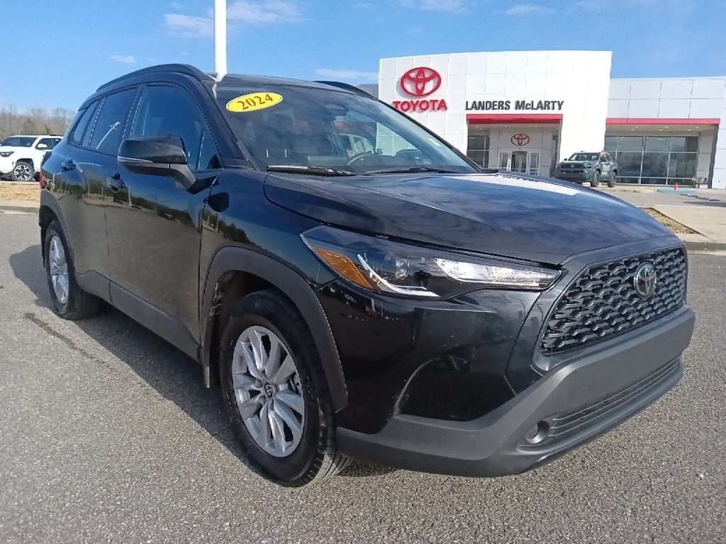 2024 Toyota Corolla Cross LE