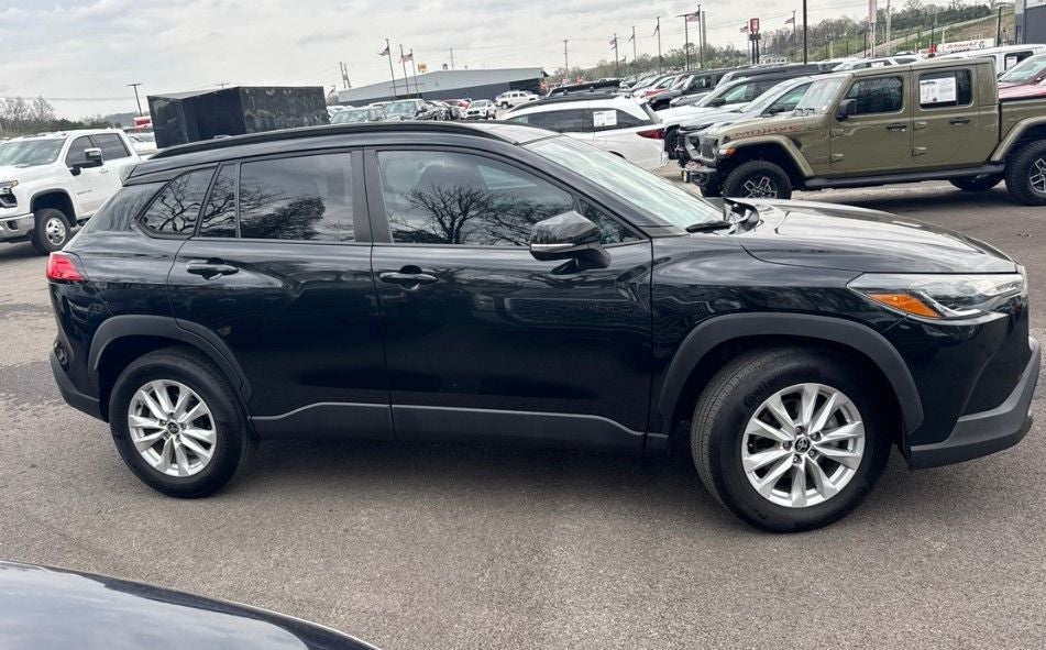 2022 Toyota Corolla Cross LE