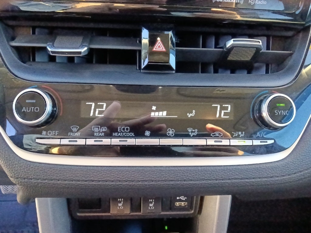 2022 Toyota Corolla Cross XLE