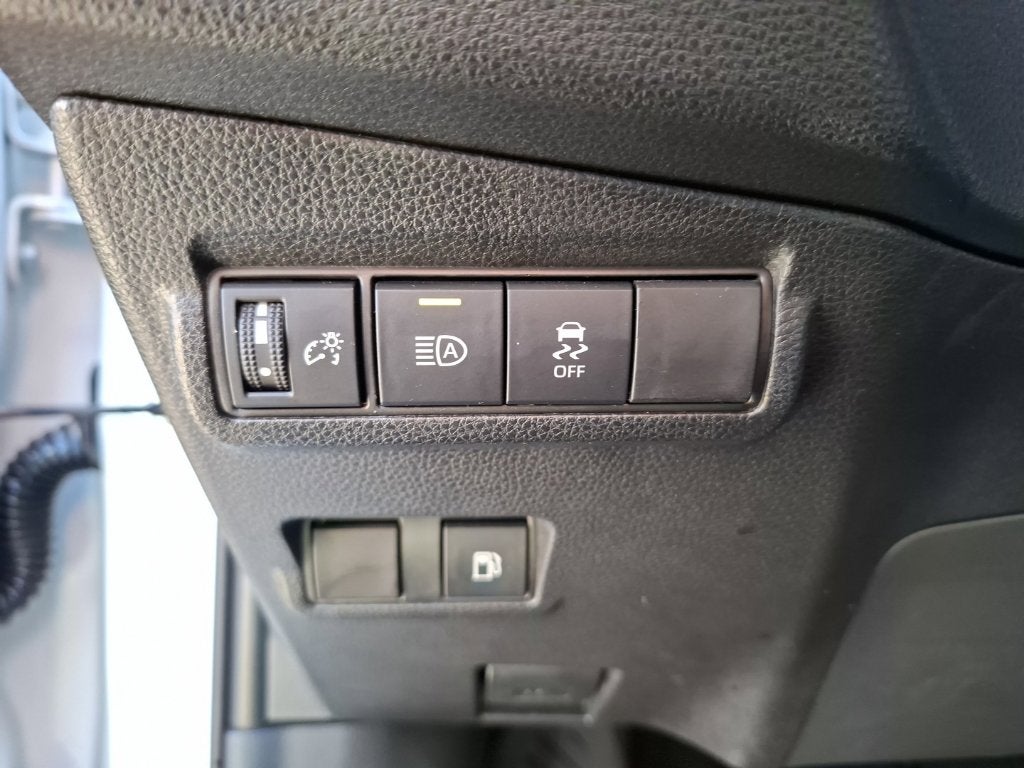 2026 Toyota Corolla Cross Hybrid SE