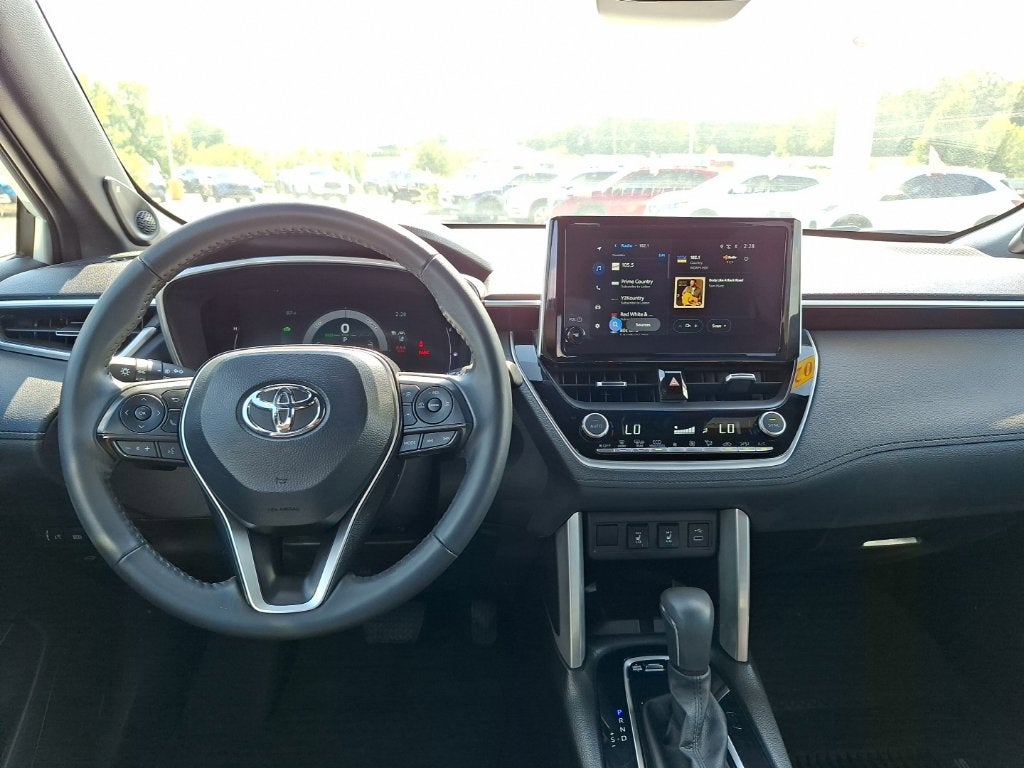 2024 Toyota Corolla Cross Hybrid XSE
