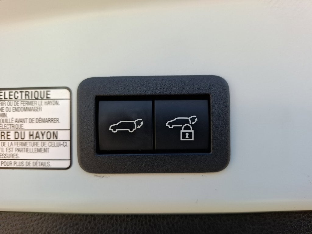 2024 Toyota Corolla Cross Hybrid XSE