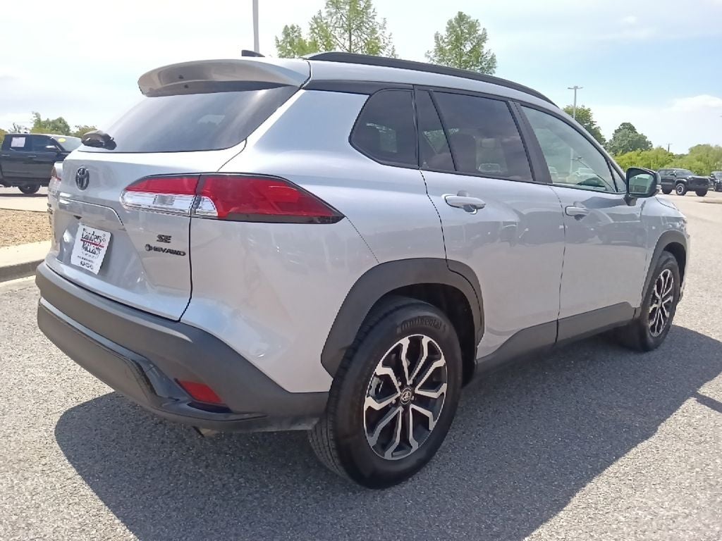 2025 Toyota Corolla Cross Hybrid SE