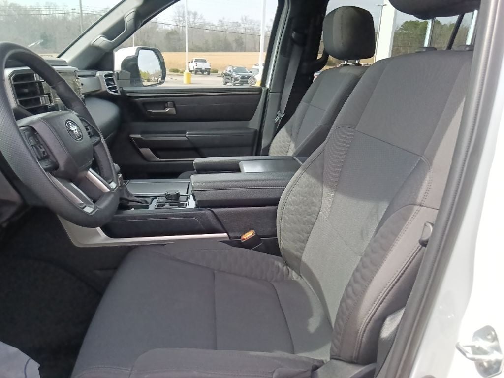 2025 Toyota Sequoia SR5