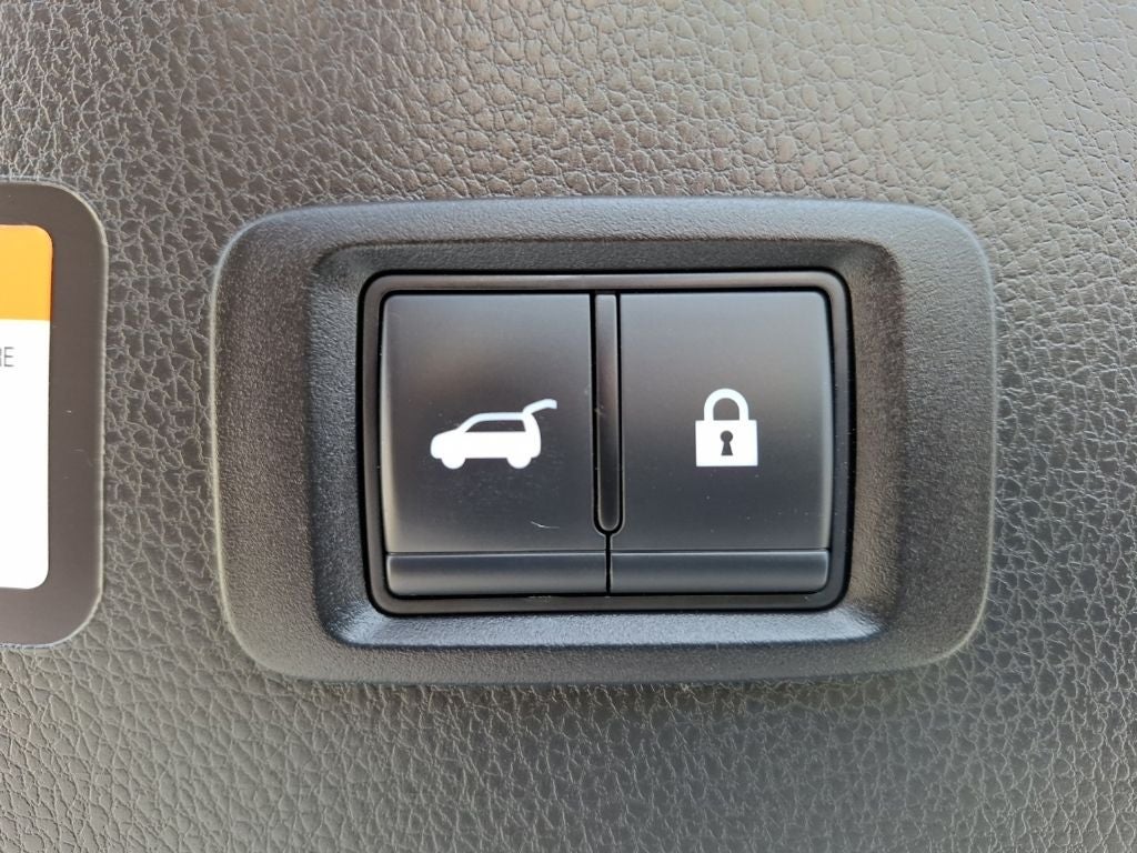 2025 Mitsubishi Eclipse Cross SE