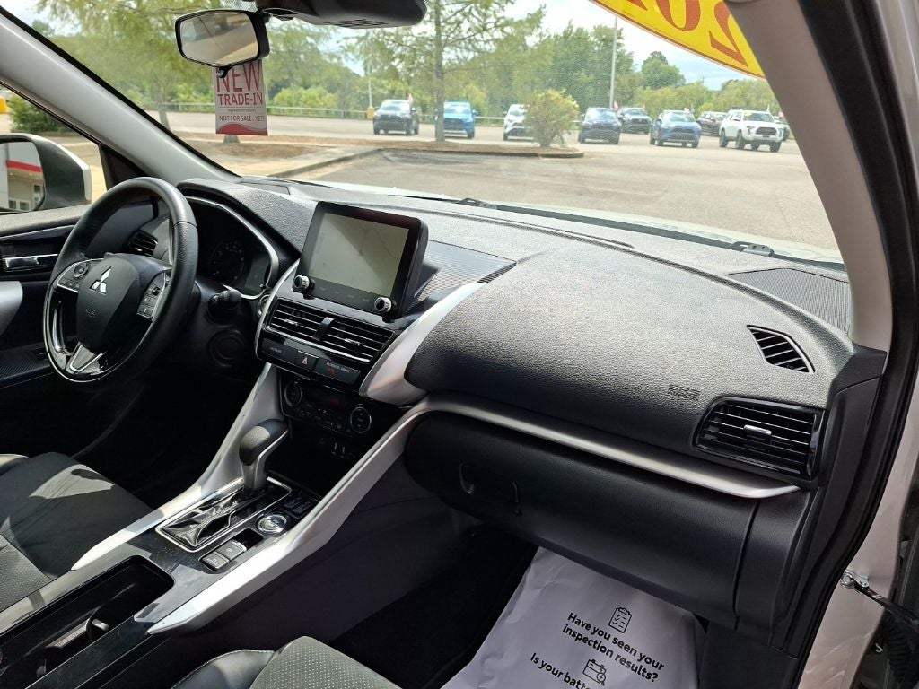 2025 Mitsubishi Eclipse Cross SE