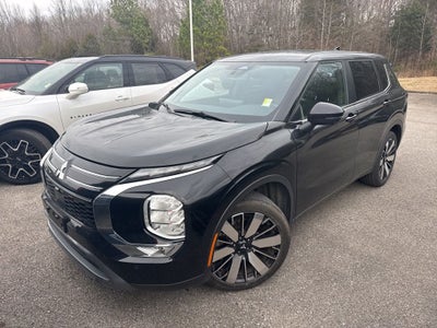 2025 Mitsubishi Outlander SE