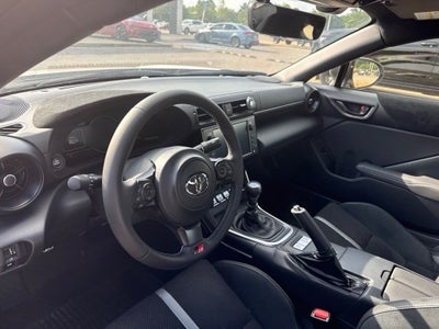 2025 Toyota GR86 Premium