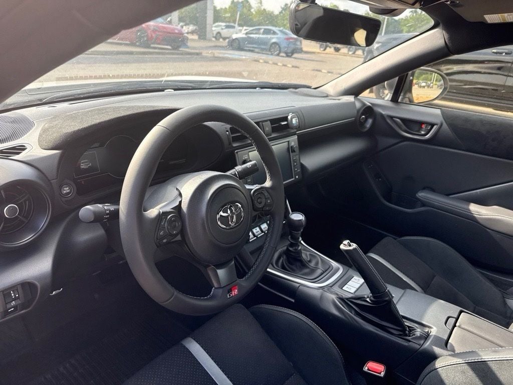 2025 Toyota GR86 Premium