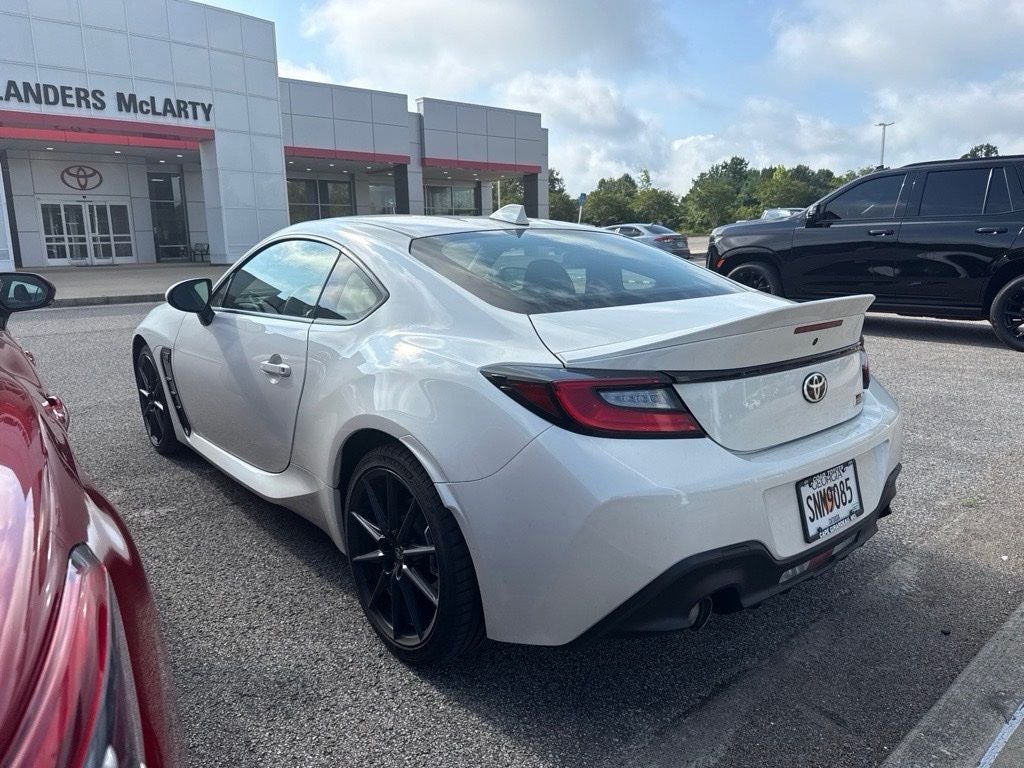 2025 Toyota GR86 Premium