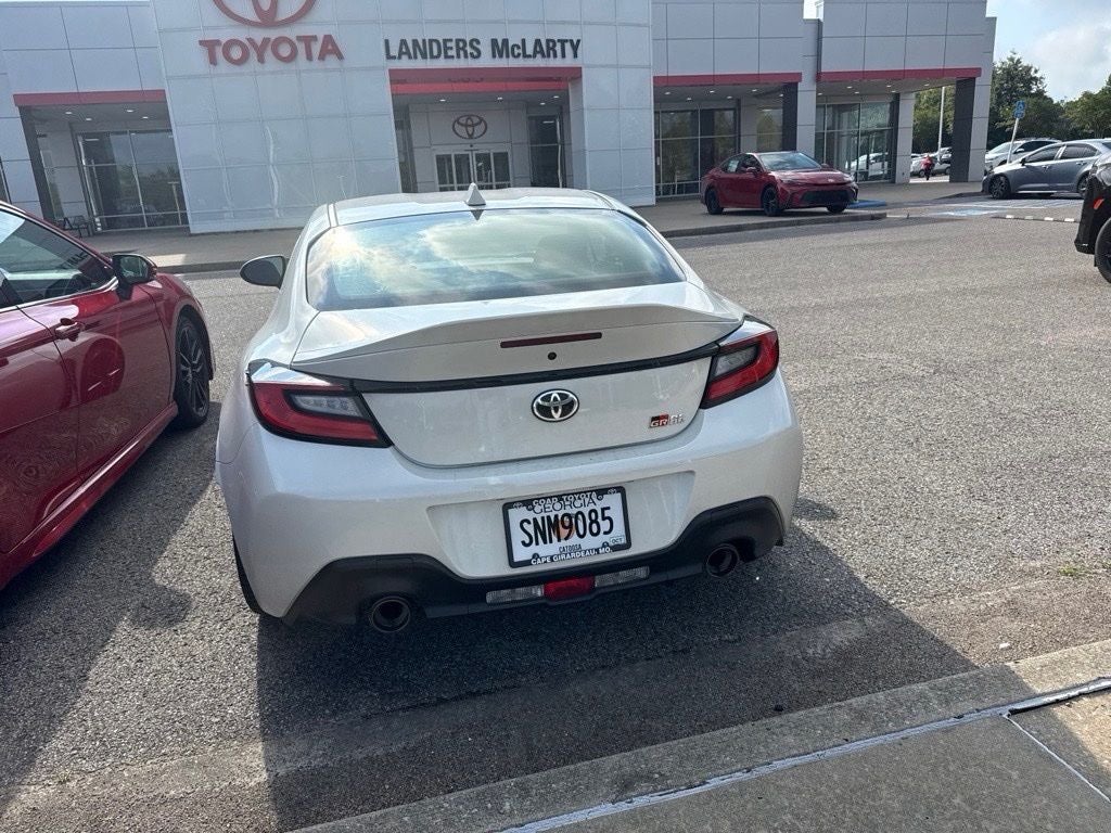 2025 Toyota GR86 Premium