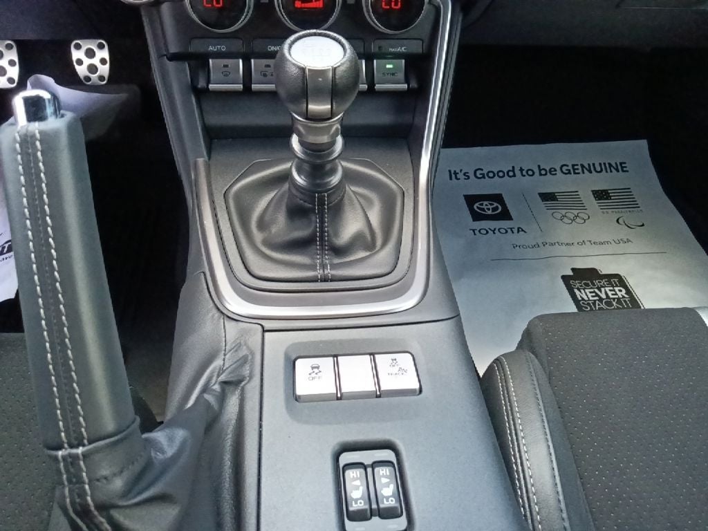 2025 Toyota GR86 Premium
