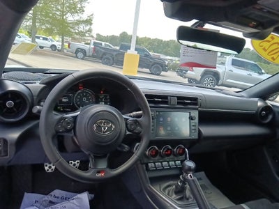 2025 Toyota GR86 Premium