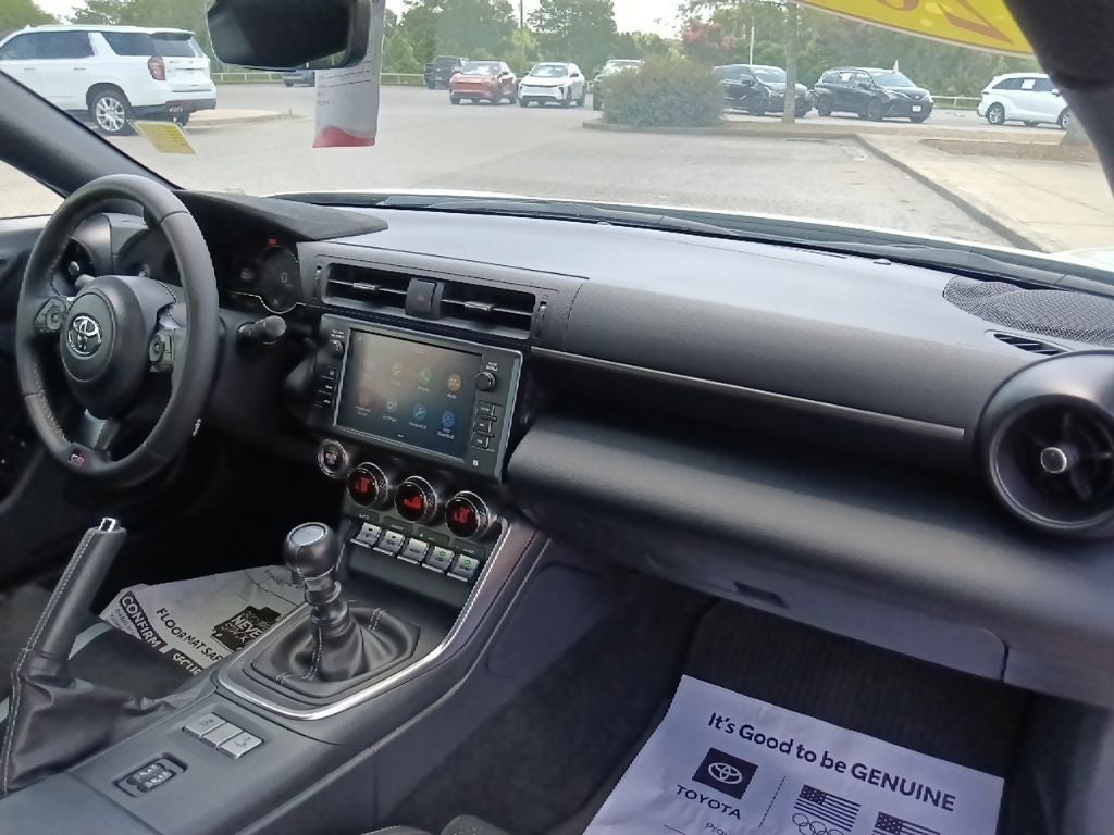 2025 Toyota GR86 Premium