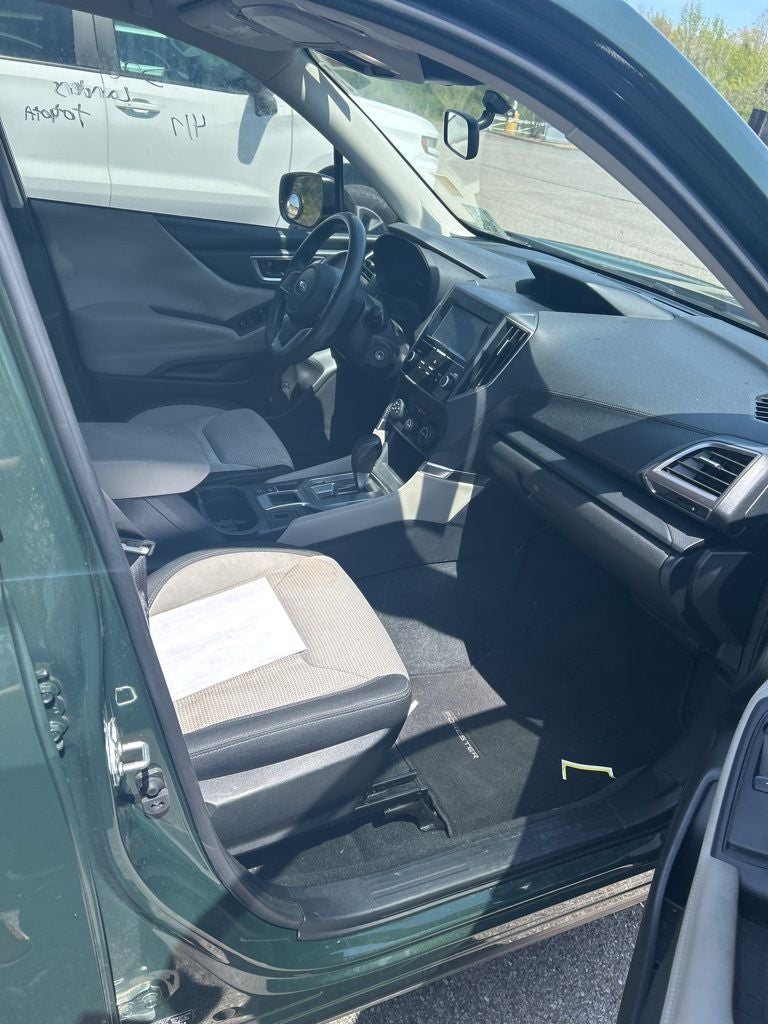 2024 Subaru Forester Base