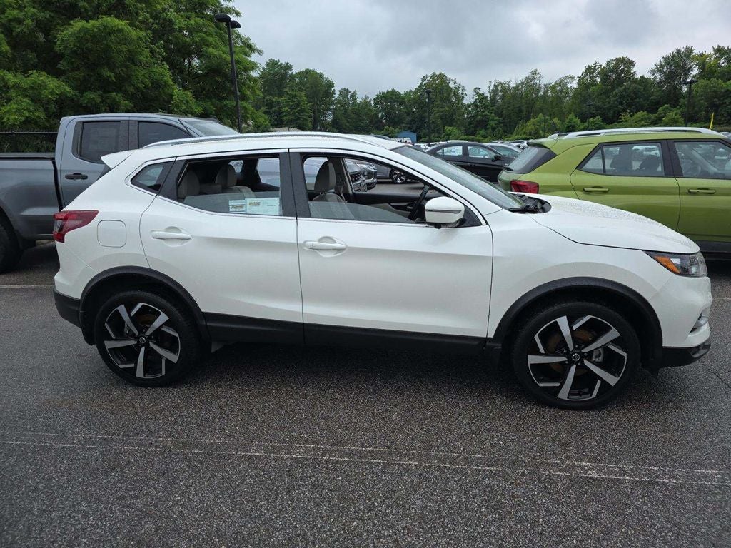 2022 Nissan Rogue Sport SL
