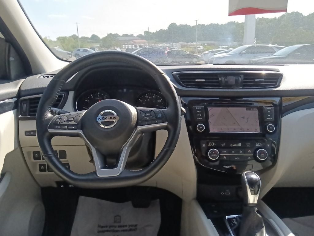 2022 Nissan Rogue Sport SL