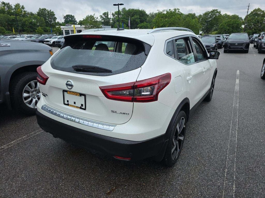2022 Nissan Rogue Sport SL