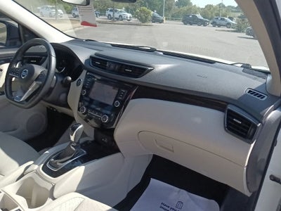 2022 Nissan Rogue Sport SL