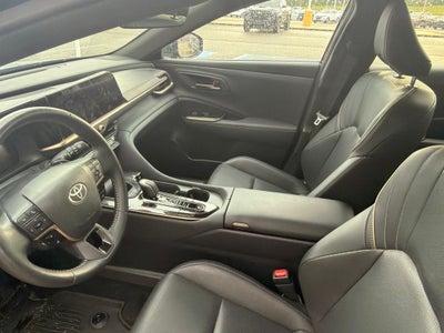 2025 Toyota Crown Signia Base