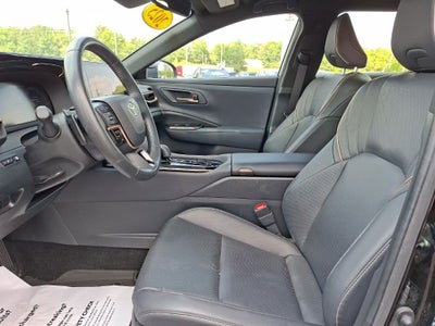 2025 Toyota Crown Signia Base