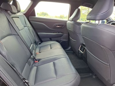 2025 Toyota Crown Signia Base