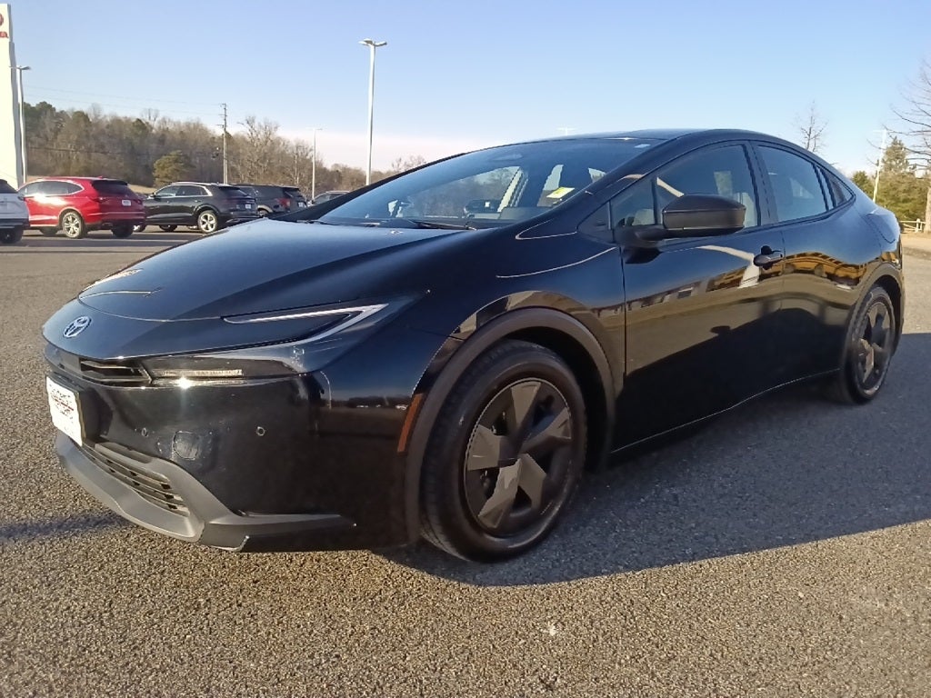 2024 Toyota Prius LE