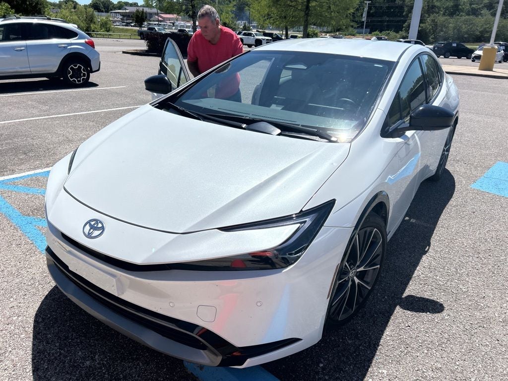2024 Toyota Prius XLE