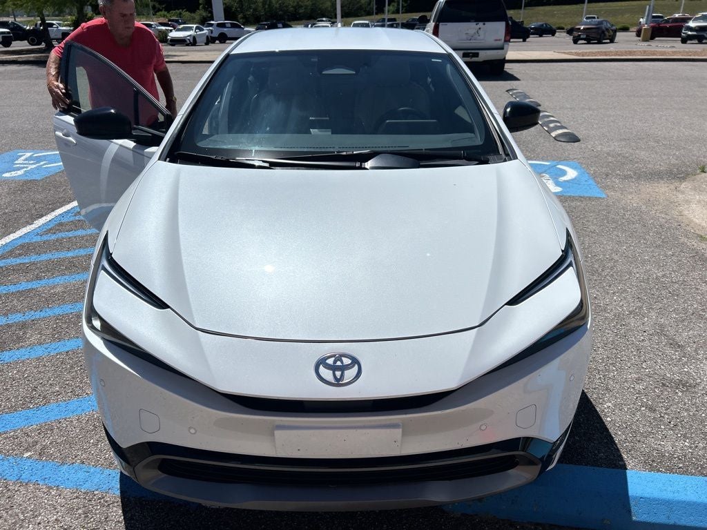 2024 Toyota Prius XLE