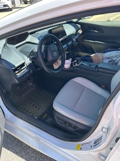 2024 Toyota Prius XLE