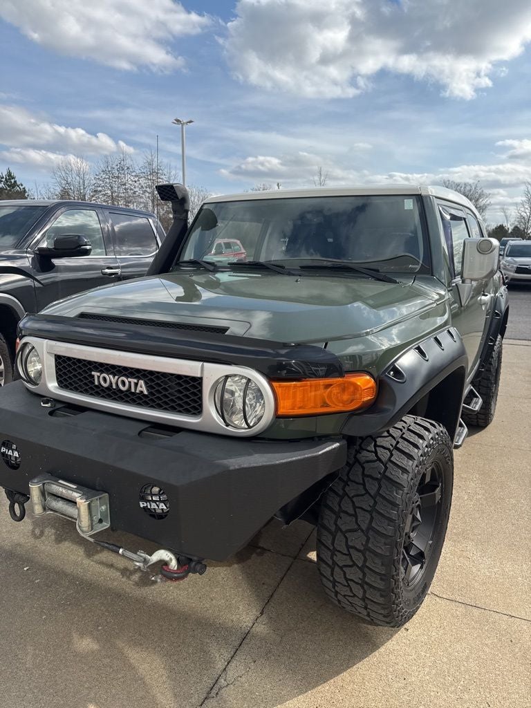 2014 Toyota FJ Cruiser Base