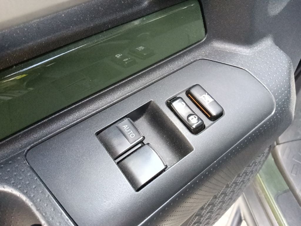 2014 Toyota FJ Cruiser Base