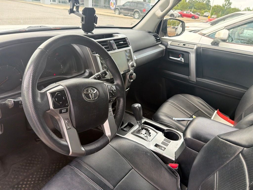 2022 Toyota 4Runner SR5