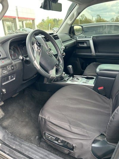 2022 Toyota 4Runner SR5