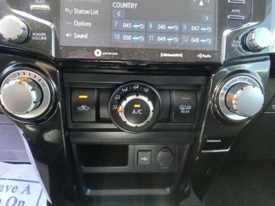 2024 Toyota 4Runner TRD Off-Road