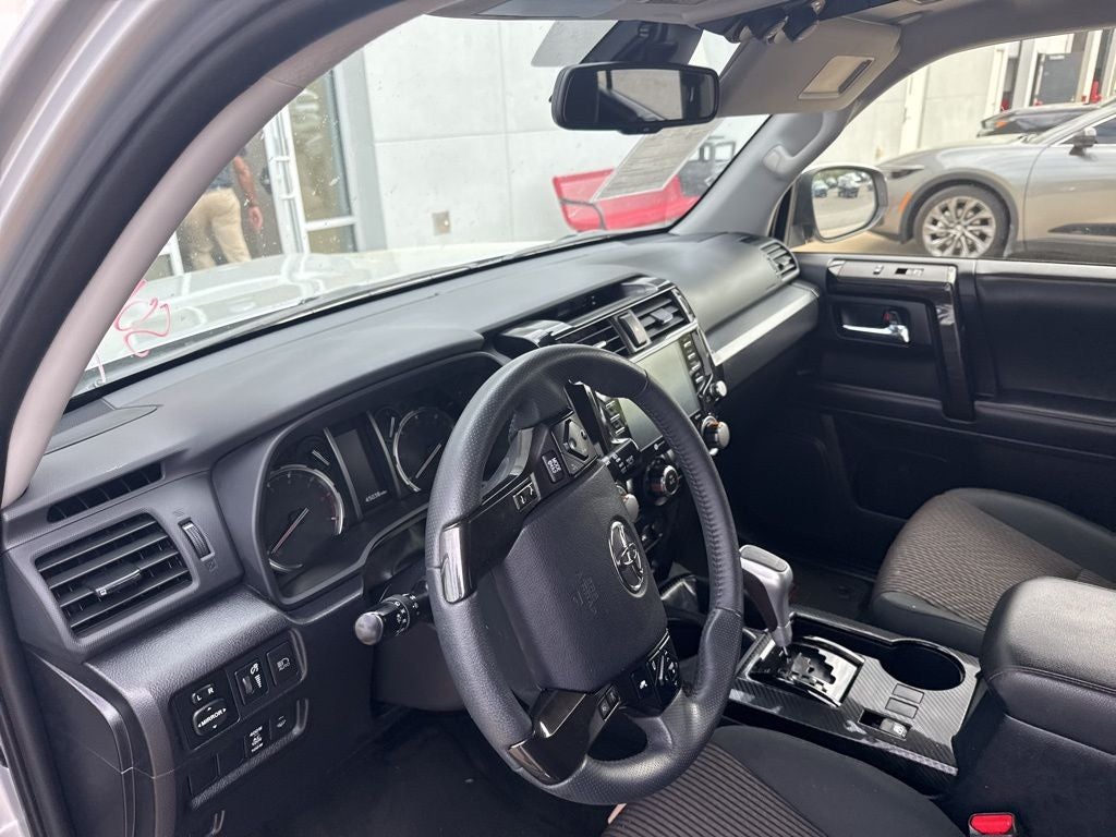 2024 Toyota 4Runner TRD Off-Road