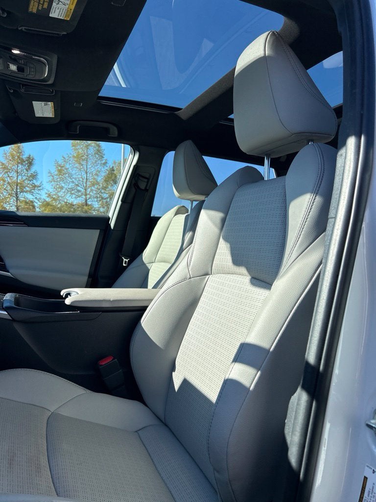 2024 Toyota bZ4X Limited